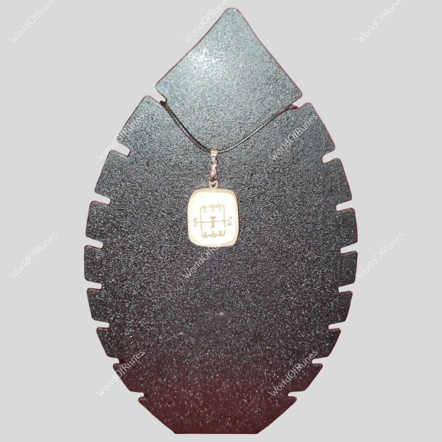 Pendentif Amon